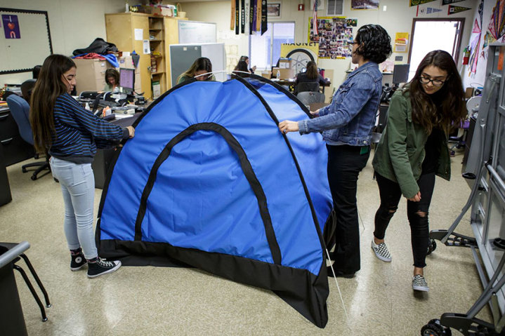 solar-powered-tent-invention-homeless-teen-girls-21-719x479